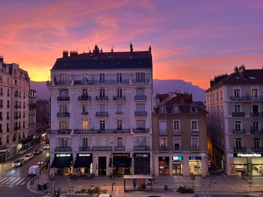 Appartement Entierement Renove Proche Gare Grenoble Ngoại thất bức ảnh