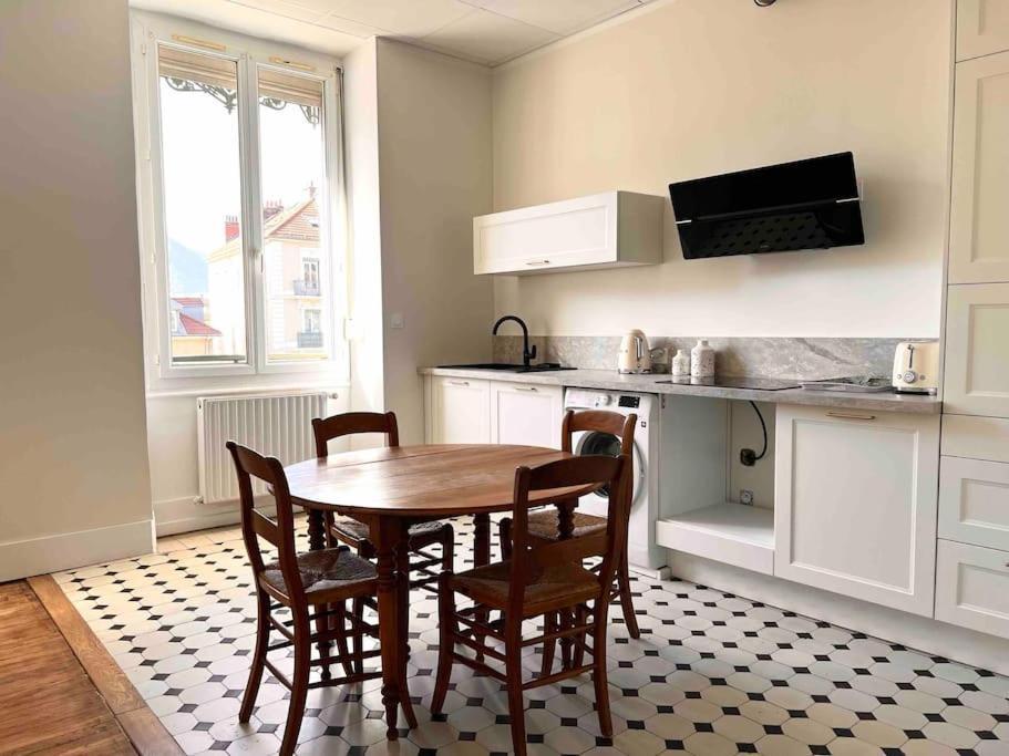 Appartement Entierement Renove Proche Gare Grenoble Ngoại thất bức ảnh